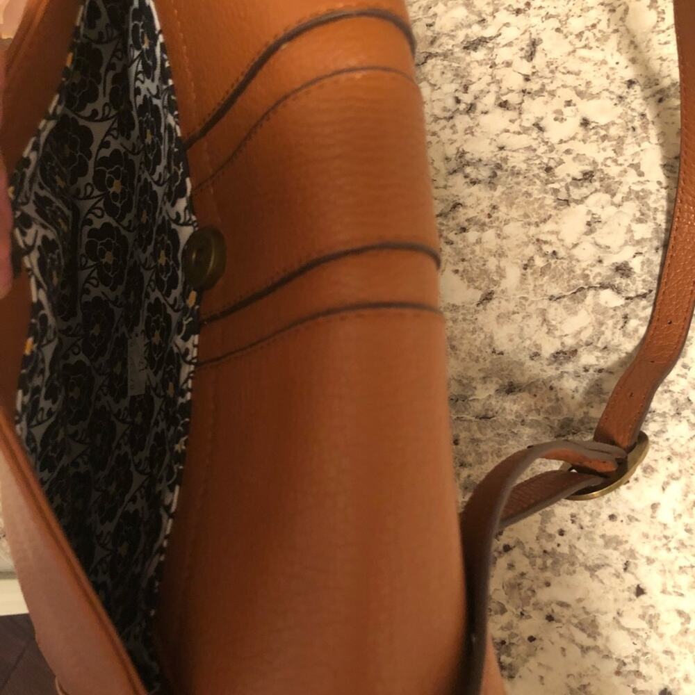 NEW Emma Fox Tan Shoulder Bag - Picture 4 of 8
